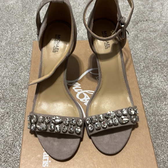 Michael Kors heels - Picture 10 of 10